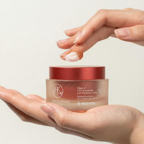 Крем с&nbsp;комбучей и&nbsp;липосомальными церамидами MEDIPEEL⁺ Hyal Kombucha Tea‑Tox Cream (50мл) | Ecoplace