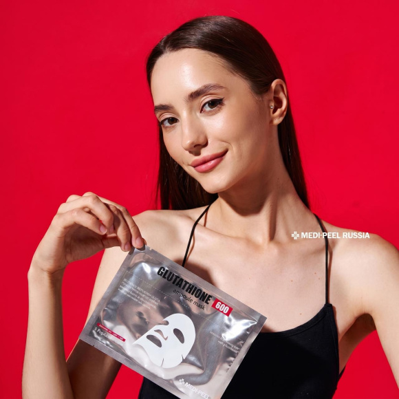 Маска для выравнивания тона MEDIPEEL⁺ Glutathione 600 Ampoule Mask (30мл) | Ecoplace