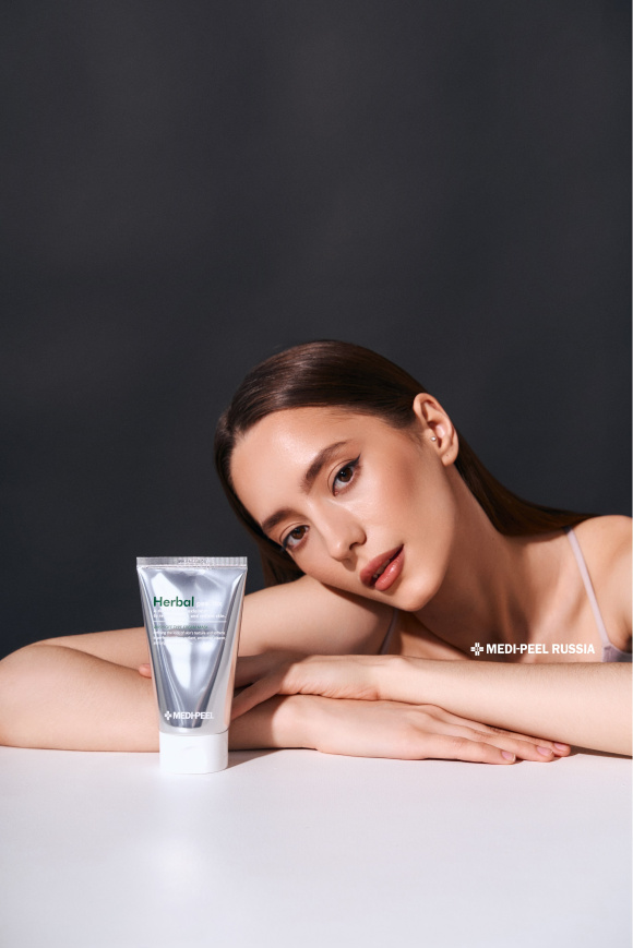 MEDI-PEEL Herbal Peel Tox (120g) | Ecoplace